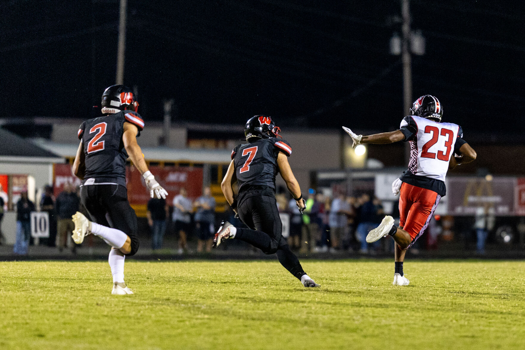 Nitro WR Malachi Thompson named Randy Moss Award recipient